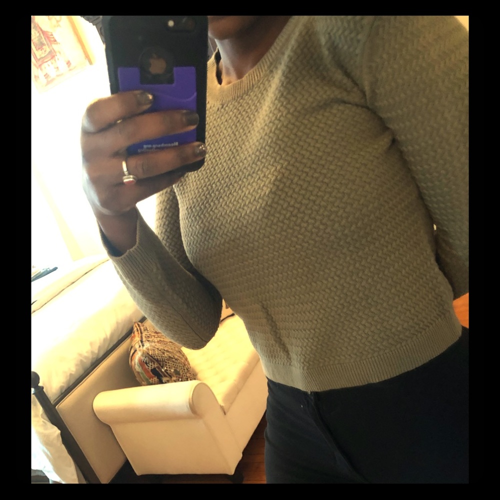 Green cropped sweater
